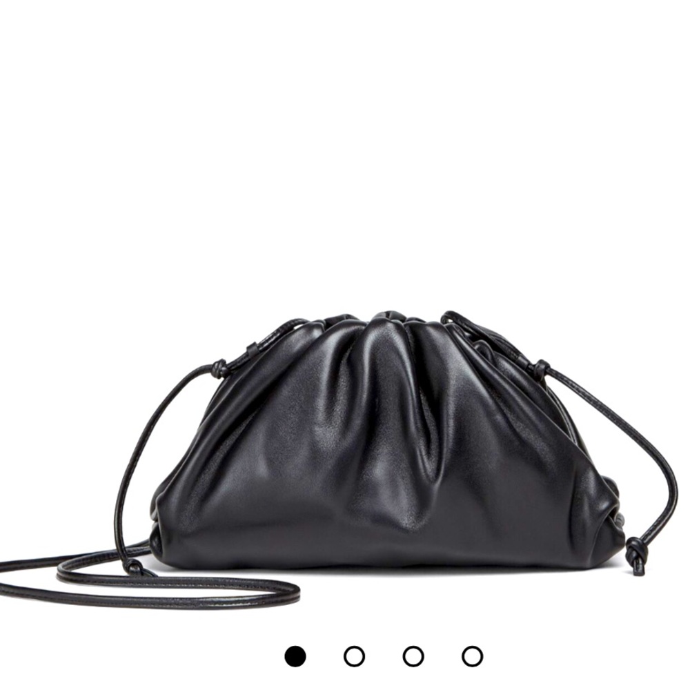 Sold-Bottega Veneta Mini Pouch - Picture 1 of 7